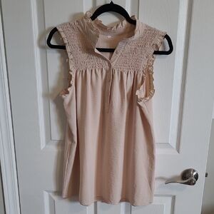 Women's Apricot Sleeveless Top Large